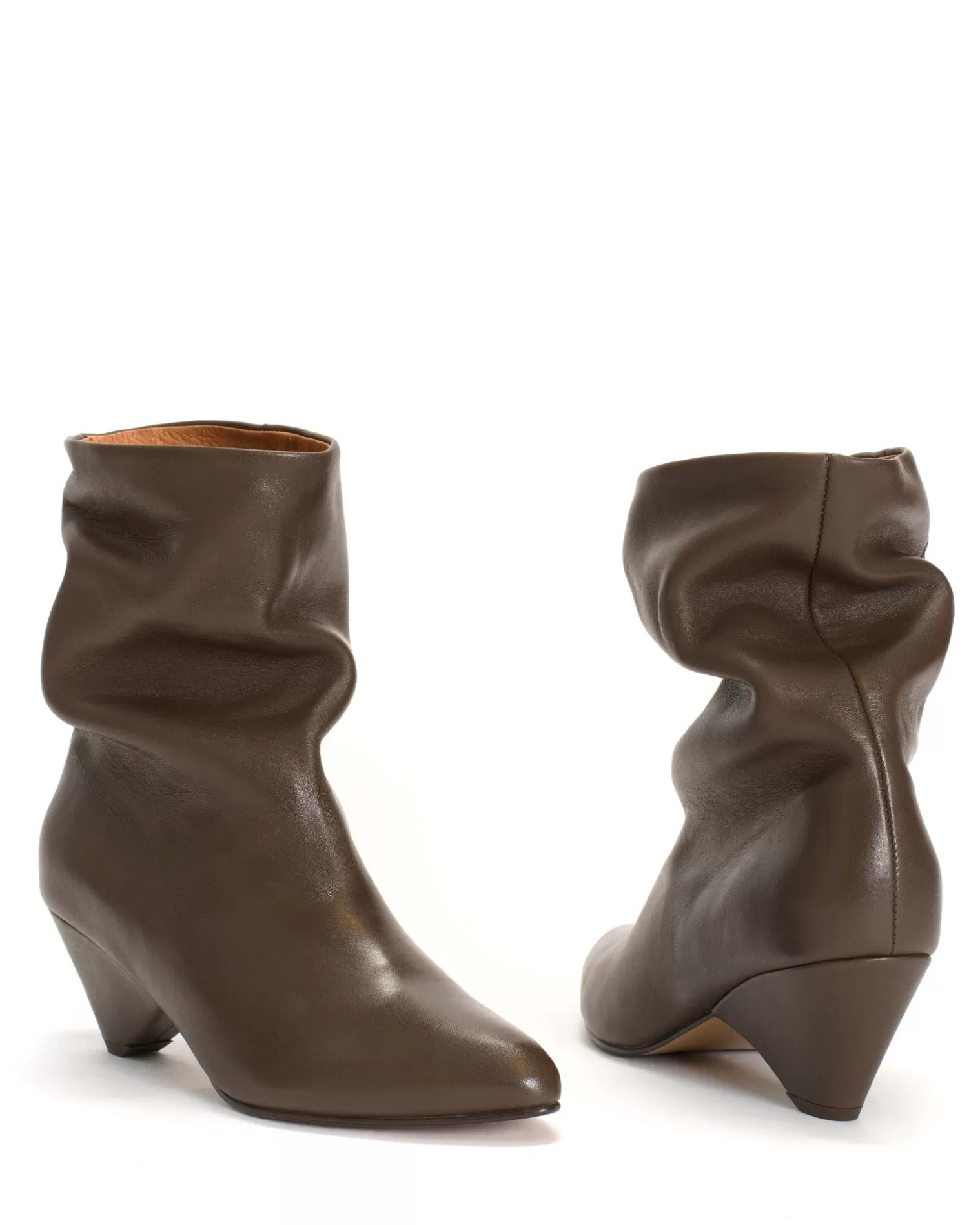 vully_50_triangle_3-12.webp Clearance Anonymous Copenhagen Vully 50 Triangle